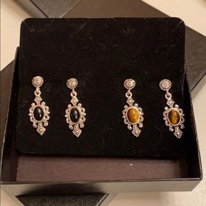 New in box Black Onyx and Tiger Eye earring set
